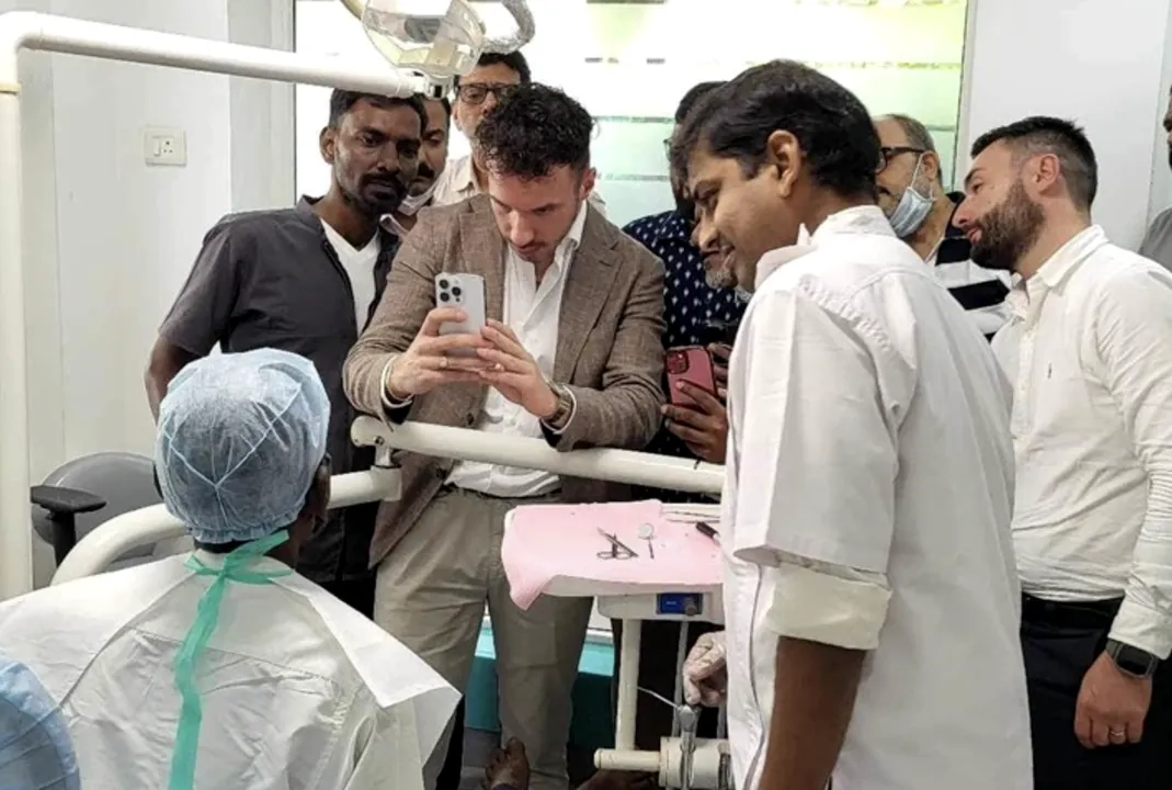 Formación práctica en prótesis dental digital — India